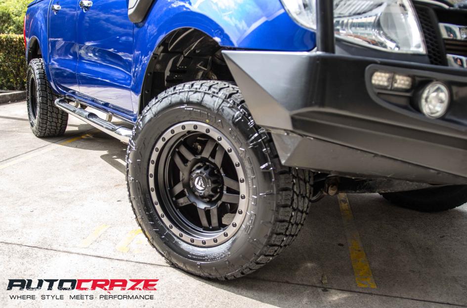 FORD RANGER ANZA MATTE BLACK WITH ANTHRACITE RING
